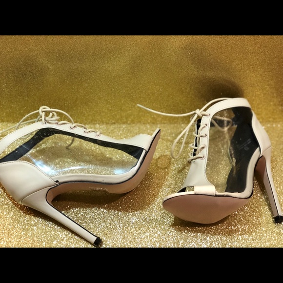 Nude and clear heels - Picture 4 of 4